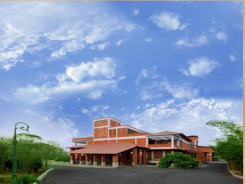 Olde Bangalore Resort And Convention Center Devanahalli Exterior photo