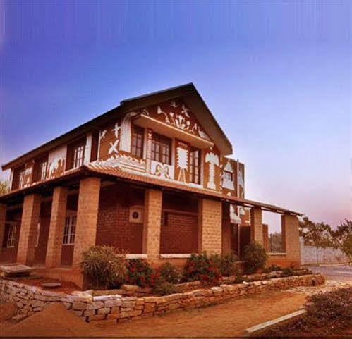 Olde Bangalore Resort And Convention Center Devanahalli Exterior photo